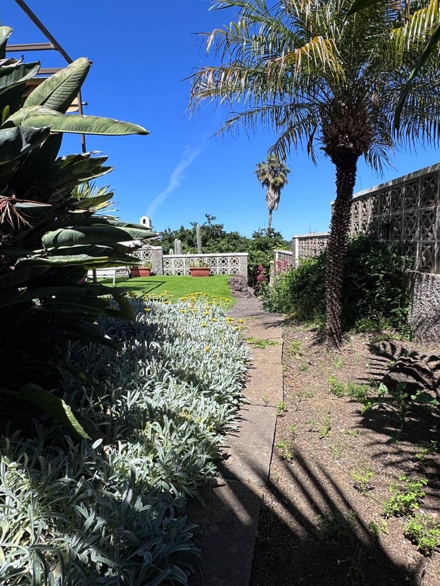 6 Zimmer Villa zu verkaufen in Santa Brigida mit Garage - 595.000 € (Ref: 9825260)