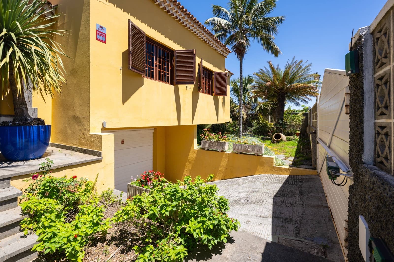 6 Zimmer Villa zu verkaufen in Santa Brigida mit Garage - 595.000 € (Ref: 9825260)