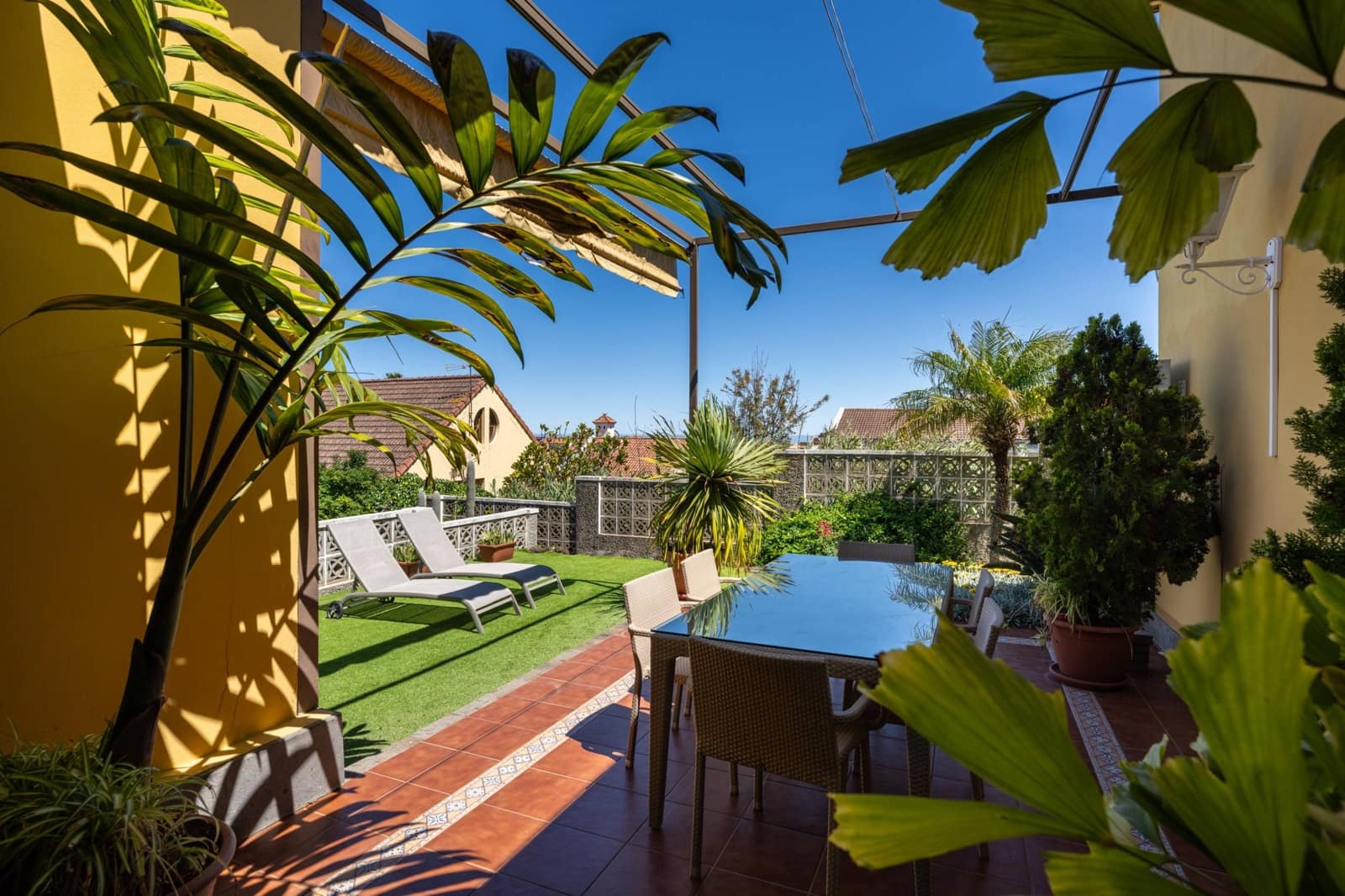 6 Zimmer Villa zu verkaufen in Santa Brigida mit Garage - 595.000 € (Ref: 9825260)
