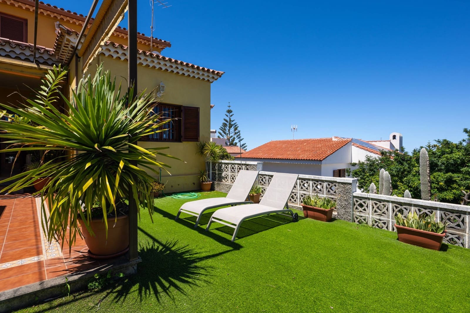 6 Zimmer Villa zu verkaufen in Santa Brigida mit Garage - 595.000 € (Ref: 9825260)