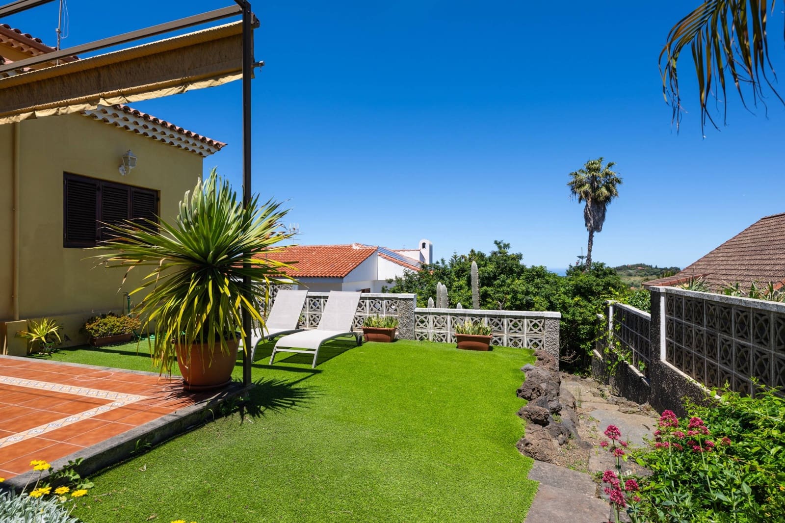 6 Zimmer Villa zu verkaufen in Santa Brigida mit Garage - 595.000 € (Ref: 9825260)