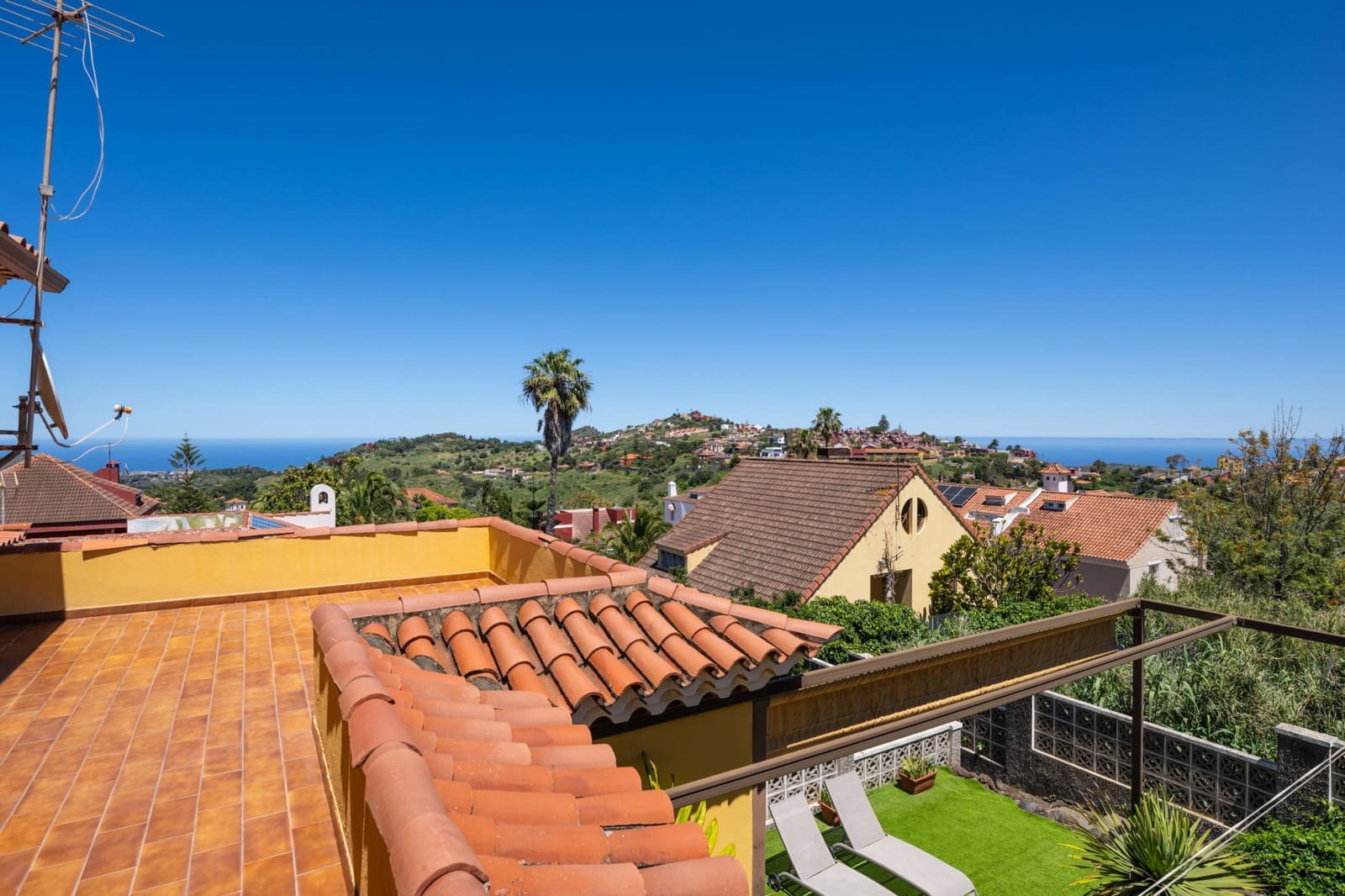 6 Zimmer Villa zu verkaufen in Santa Brigida mit Garage - 595.000 € (Ref: 9825260)