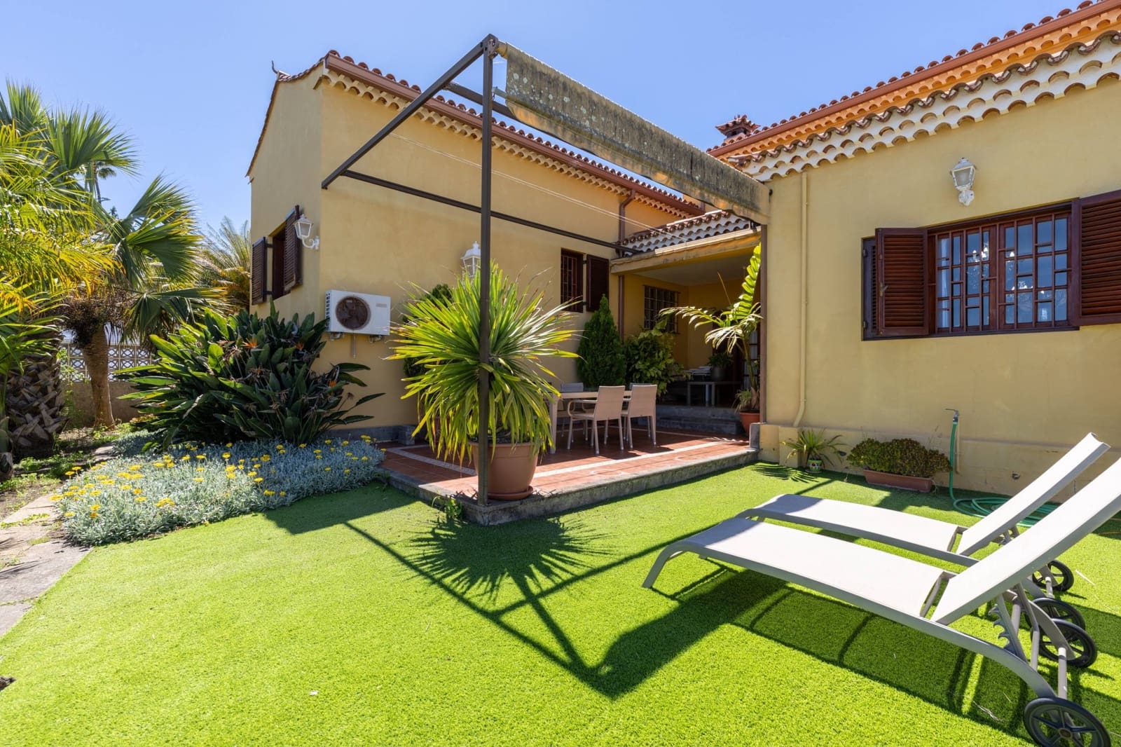6 Zimmer Villa zu verkaufen in Santa Brigida mit Garage - 595.000 € (Ref: 9825260)