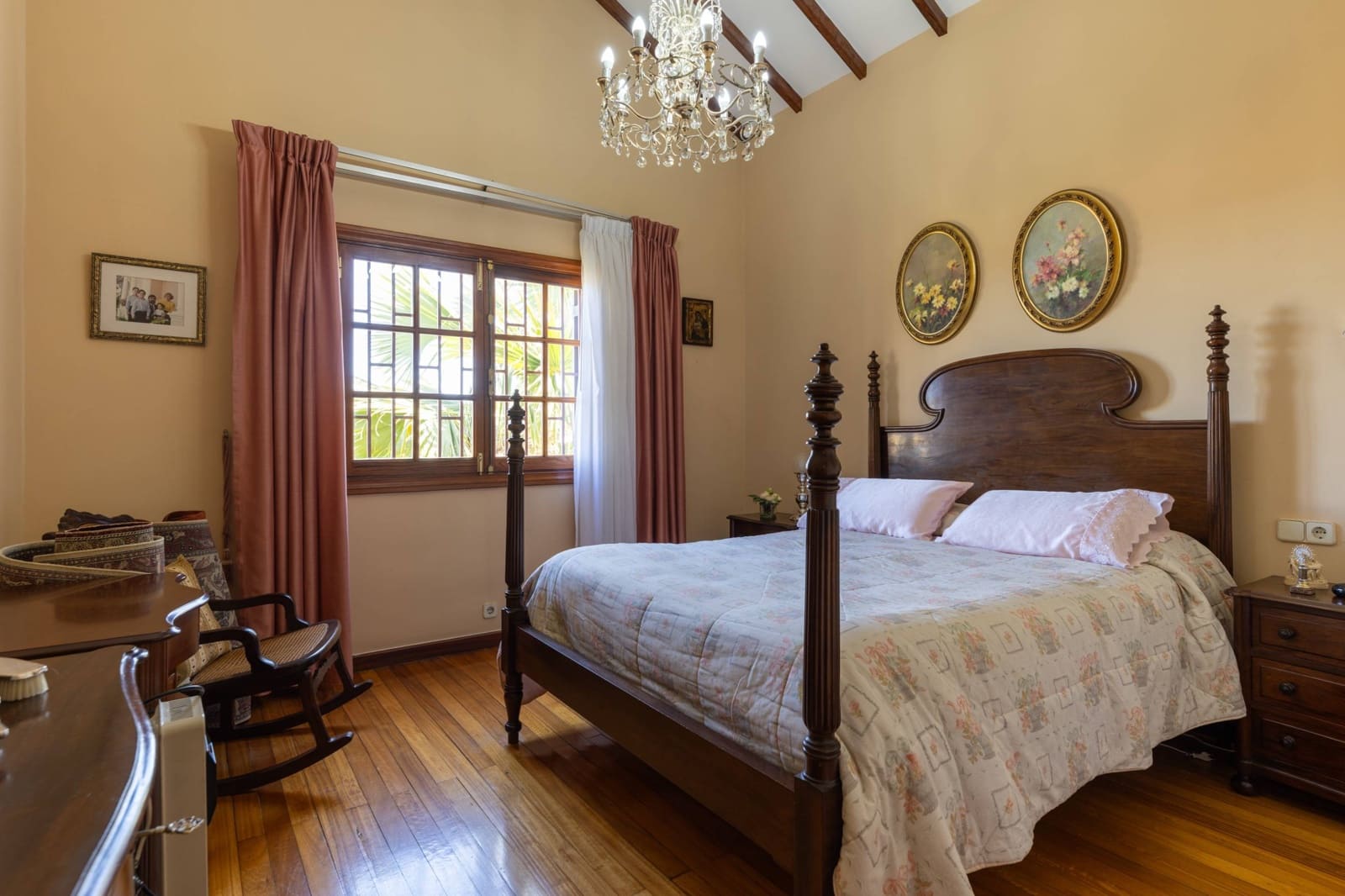 6 Zimmer Villa zu verkaufen in Santa Brigida mit Garage - 595.000 € (Ref: 9825260)