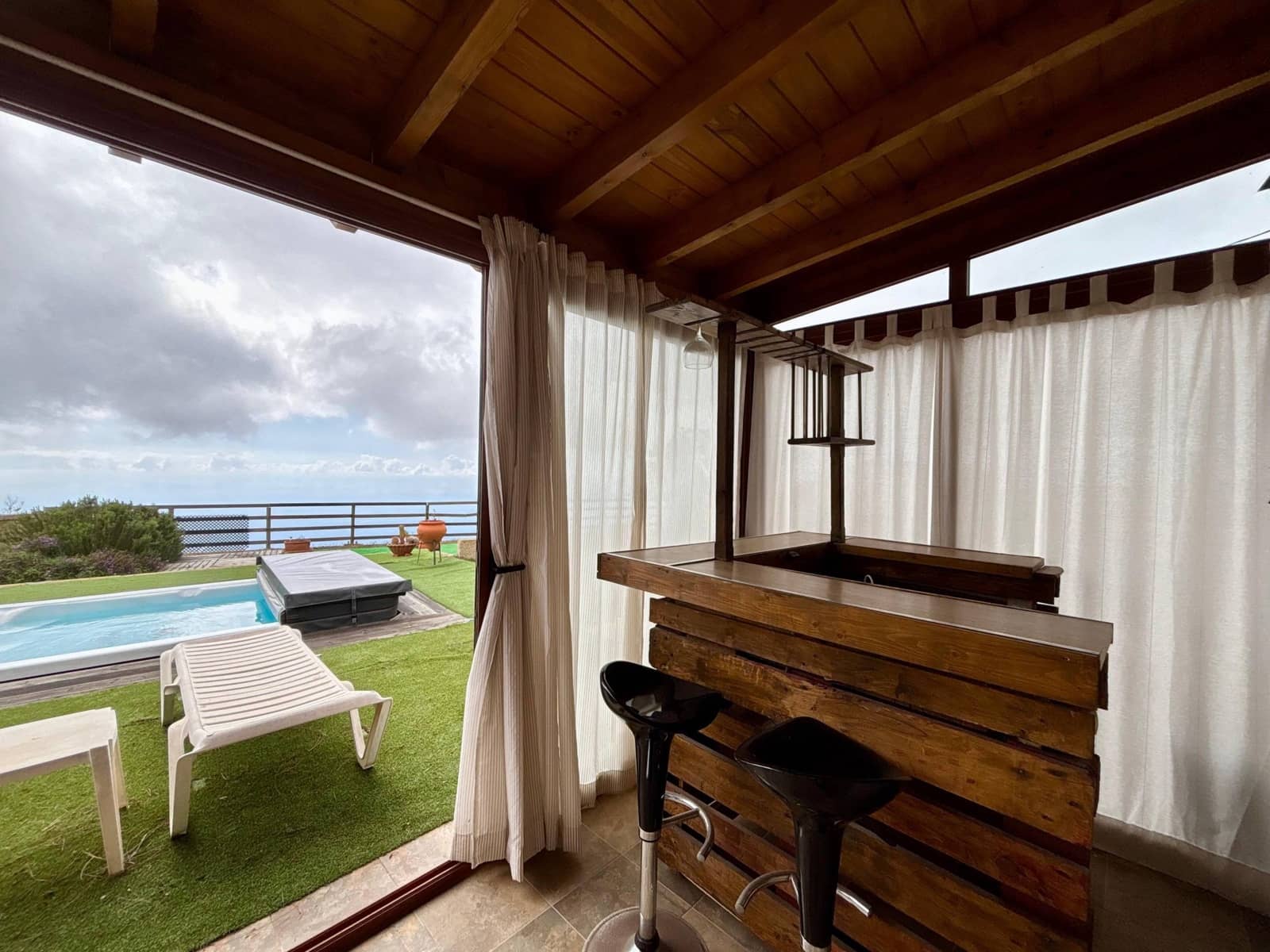 1 bedroom Finca/Country House for rent in Fasnia with pool garage - € 700 (Ref: 9829158)
