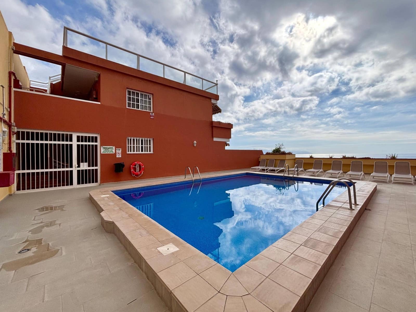 2 bedroom Apartment for rent in Los Gigantes with pool - € 1,500 (Ref: 9829160)
