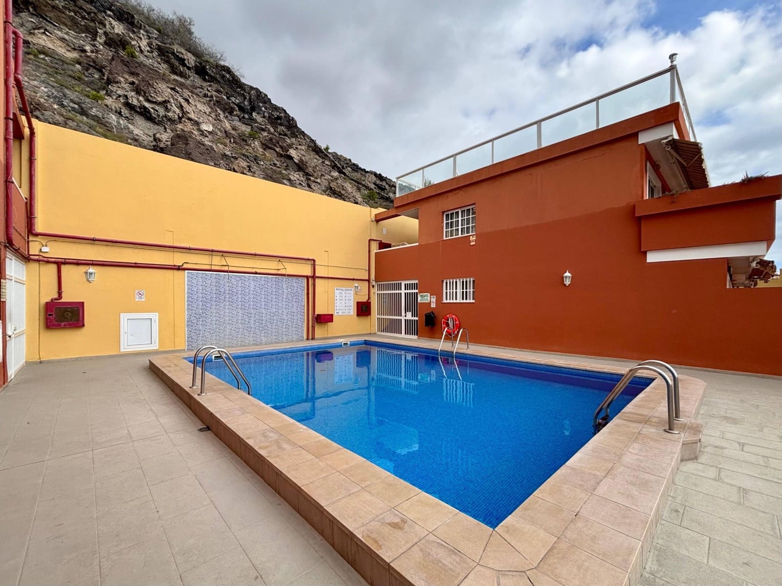2 bedroom Apartment for rent in Los Gigantes with pool - € 1,500 (Ref: 9829160)