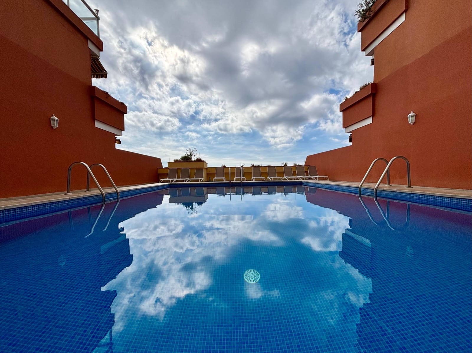 2 bedroom Apartment for rent in Los Gigantes with pool - € 1,500 (Ref: 9829160)