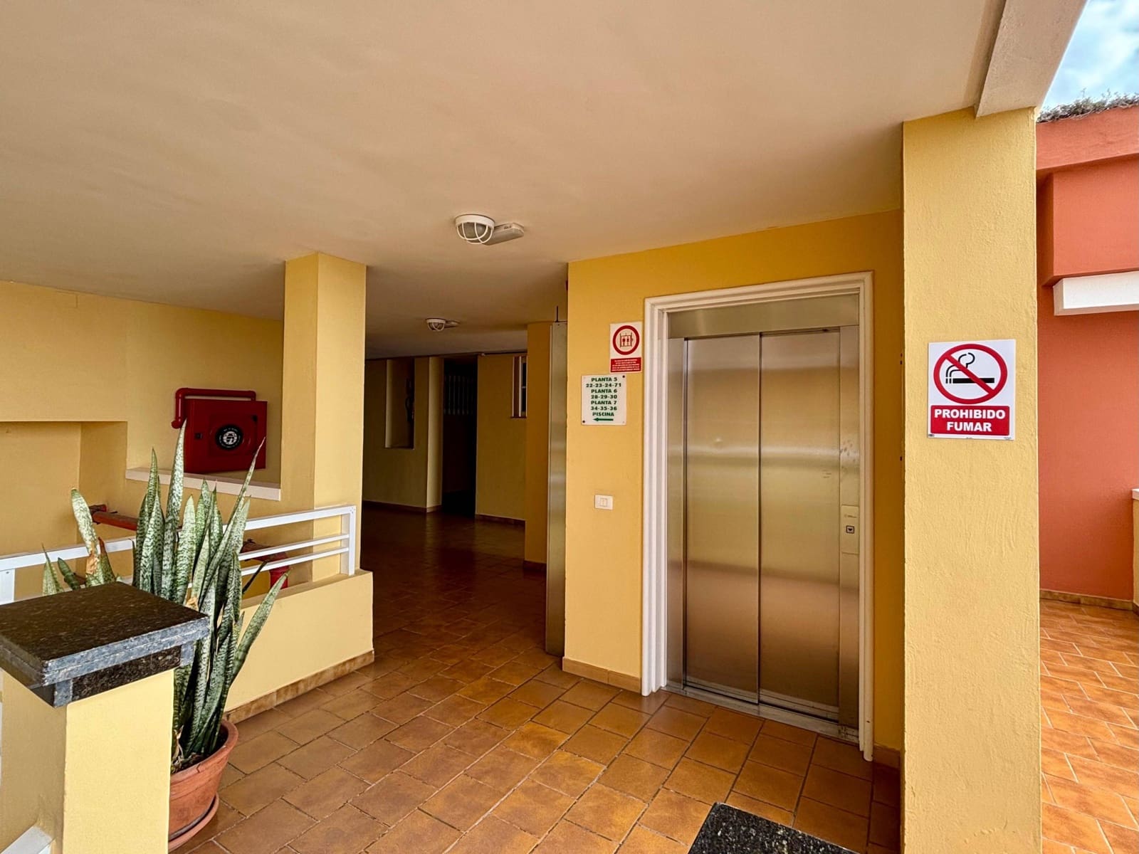 2 bedroom Apartment for rent in Los Gigantes with pool - € 1,500 (Ref: 9829160)