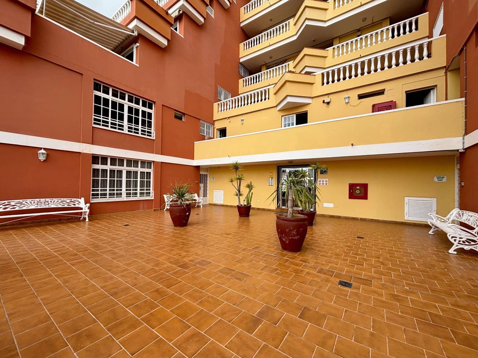 2 bedroom Apartment for rent in Los Gigantes with pool - € 1,500 (Ref: 9829160)