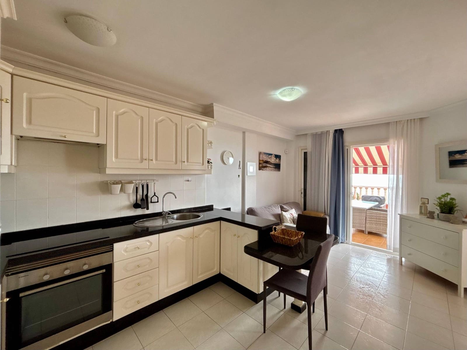 2 bedroom Apartment for rent in Los Gigantes with pool - € 1,500 (Ref: 9829160)
