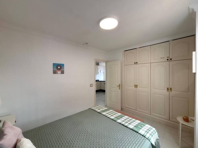 2 slaapkamer Appartement te huur in Los Gigantes, Santiago del Teide met zwembad - € 1.500 (Ref: 9829160)