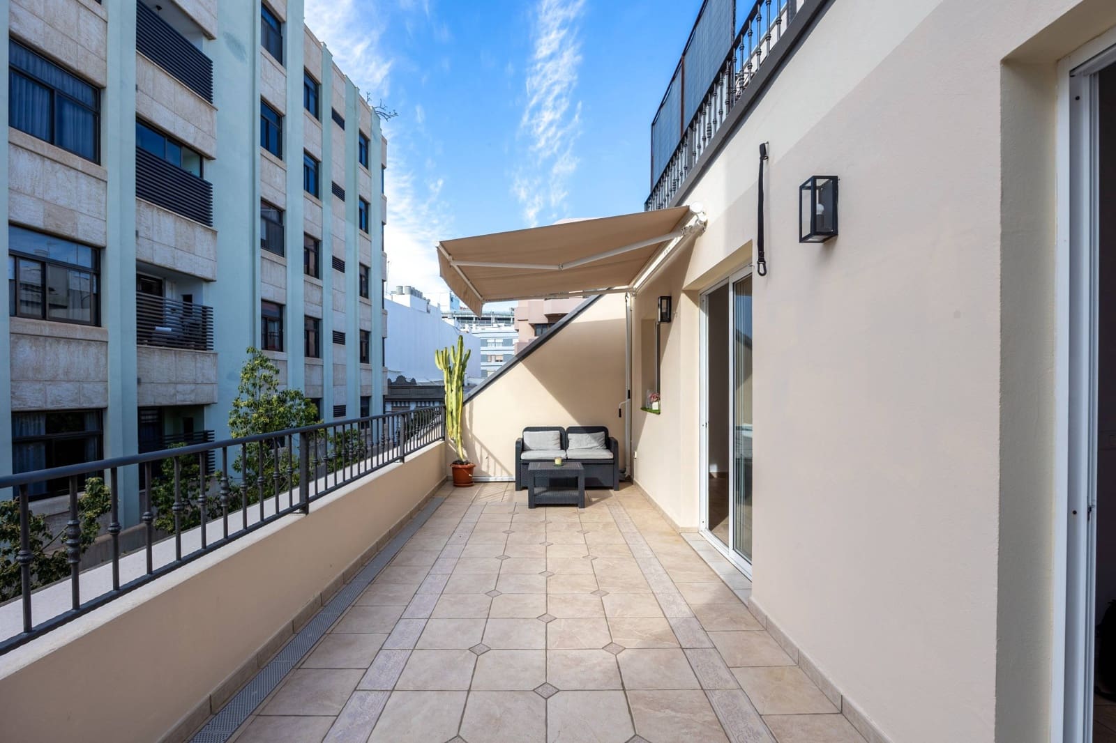 2 Zimmer Penthouse zu vermieten in Las Palmas de Gran Canaria - 1.200 € (Ref: 9829163)