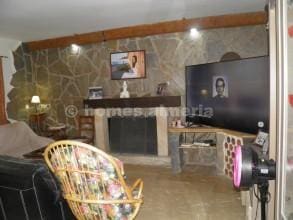 3 soveværelse Finca/Landehus til leje i Macael med swimmingpool garage - € 850 (Ref: 10153293)