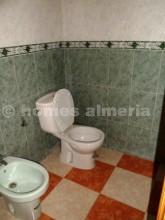 Omakotitalo vuokrattavana paikassa Albox - 300 € (Ref: 1850851)