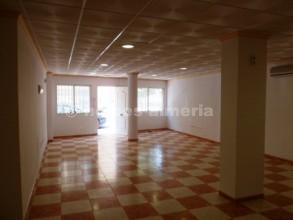 Omakotitalo vuokrattavana paikassa Albox - 300 € (Ref: 1850851)