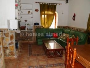 Finca/Casa Rural de 5 habitaciones en Albox en venta - 159.000 € (Ref: 2140908)