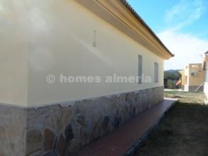 2 bedroom Villa for rent in Almanzora - € 550 (Ref: 2153721)