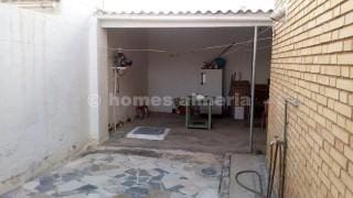 4 soveværelse Finca/Landehus til salg i Zurgena - € 70.000 (Ref: 3631392)