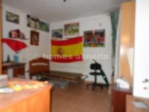 5 soveværelse Byhus til salg i Albox - € 76.000 (Ref: 4450009)