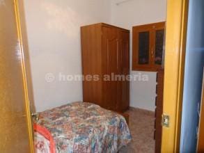 5 soveværelse Byhus til salg i Albox - € 76.000 (Ref: 4450009)