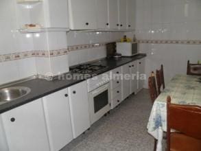 6 soveværelse Byhus til salg i Albox - € 85.000 (Ref: 6948460)