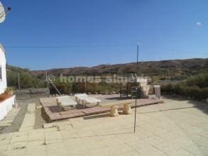 3 soverom Finca/Herregård til salgs i Huercal-Overa - € 109 950 (Ref: 7090552)