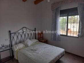 2 makuuhuone Huvila vuokrattavana paikassa Fines mukana uima-altaan - 550 € (Ref: 7257556)