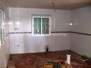 4 slaapkamer Villa te koop in Vélez-Blanco - € 160.000 (Ref: 756013)