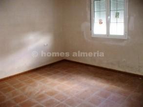 4 slaapkamer Villa te koop in Vélez-Blanco - € 160.000 (Ref: 756013)