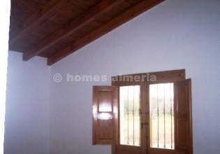 3 slaapkamer Villa te koop in Velez-Rubio - € 135.000 (Ref: 756015)