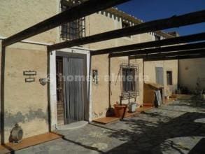 Finca/Casa Rural de 5 habitaciones en Albox en venta - 99.000 € (Ref: 8605291)