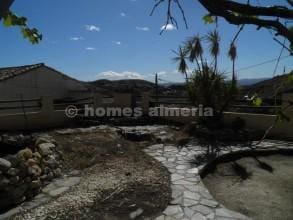 Finca/Casa Rural de 5 habitaciones en Albox en venta - 99.000 € (Ref: 8605291)