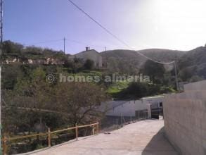 5 soveværelse Finca/Landehus til salg i Chercos - € 85.000 (Ref: 8683250)