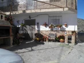 2 makuuhuone Maalaistalo vuokrattavana paikassa Oria - 420 € (Ref: 8812139)