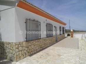 3 soveværelse Villa til salg i Lijar med swimmingpool - € 185.000 (Ref: 9036327)
