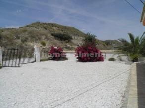 3 soveværelse Villa til salg i Lijar med swimmingpool - € 185.000 (Ref: 9036327)