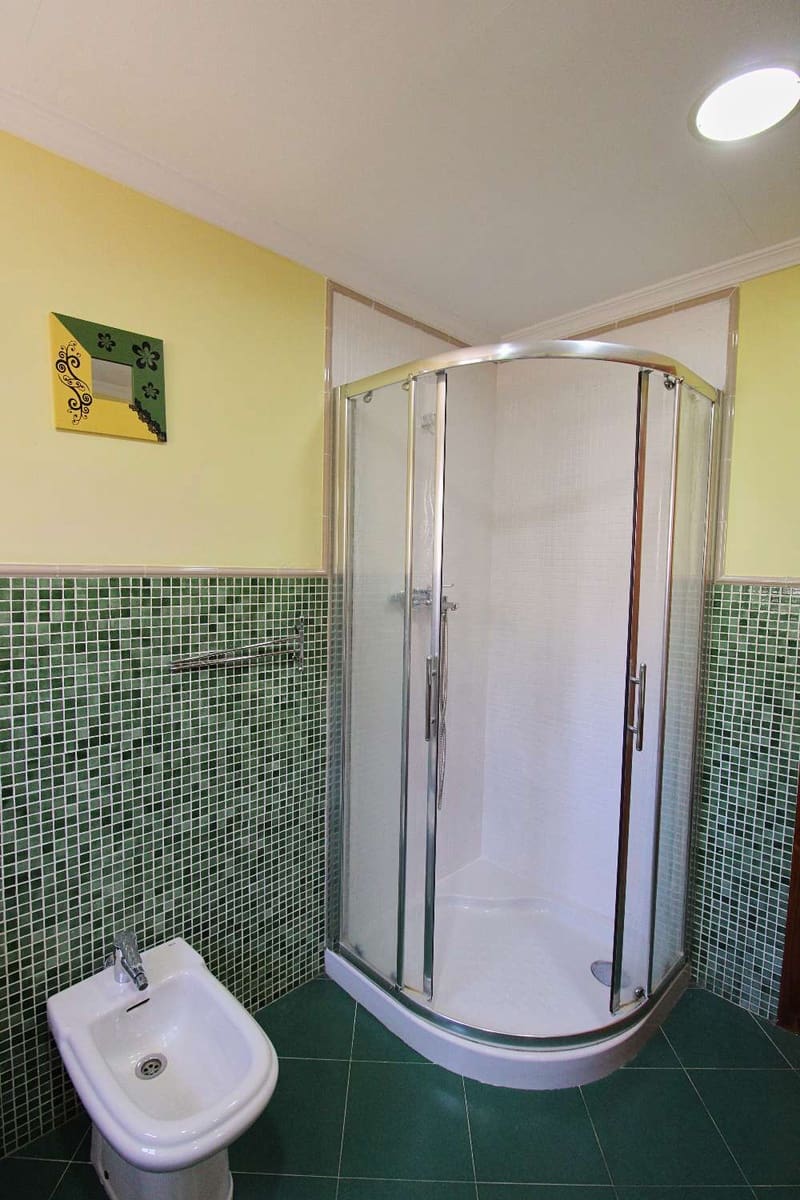 3 makuuhuone Huoneisto vuokrattavana paikassa Malaga kaupunki - 1 200 € (Ref: 10040310)