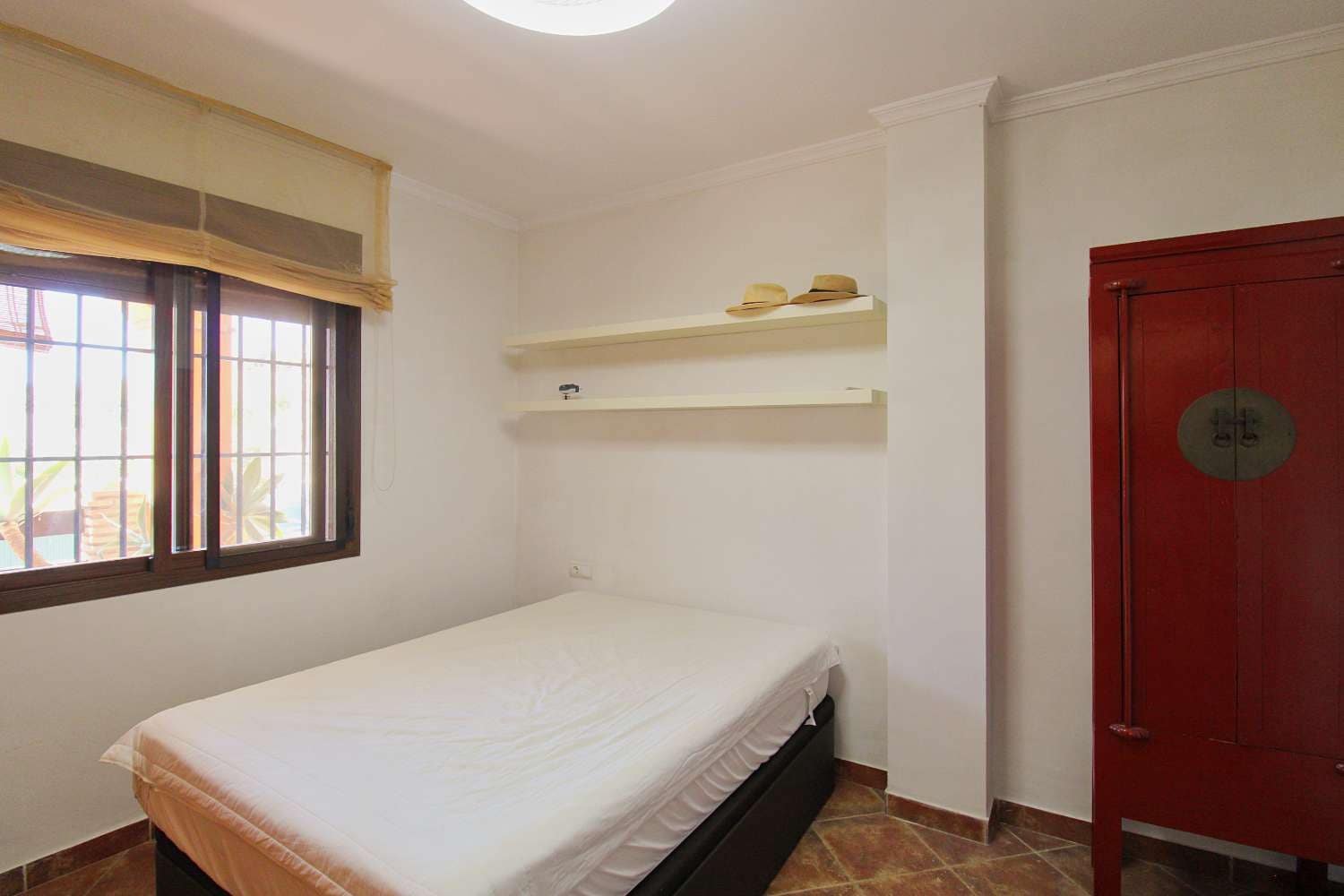 3 makuuhuone Huoneisto vuokrattavana paikassa Malaga kaupunki - 1 200 € (Ref: 10040310)