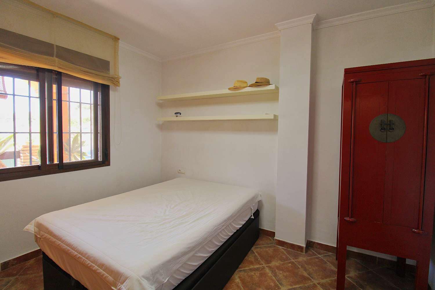 3 makuuhuone Huoneisto vuokrattavana paikassa Malaga kaupunki - 1 200 € (Ref: 10040310)
