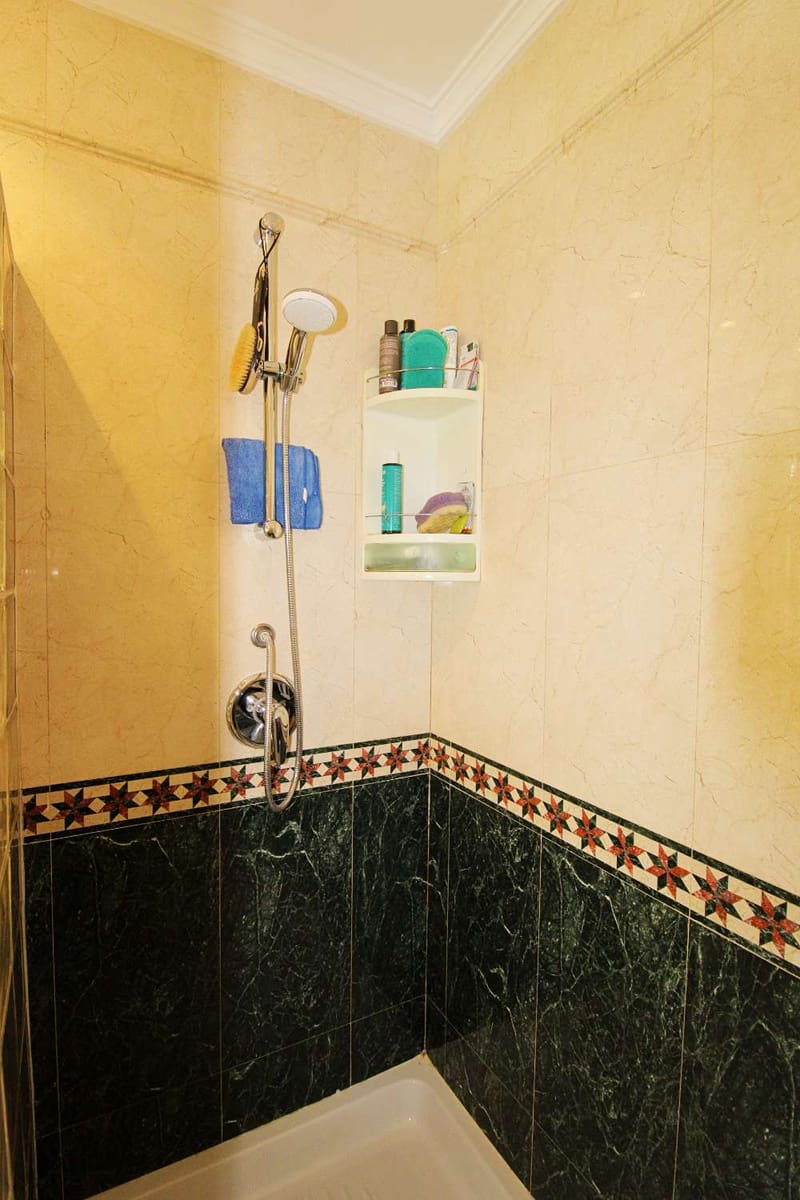 4 quarto Moradia para venda em Alhaurin de la Torre com garagem - 895 000 € (Ref: 10061232)
