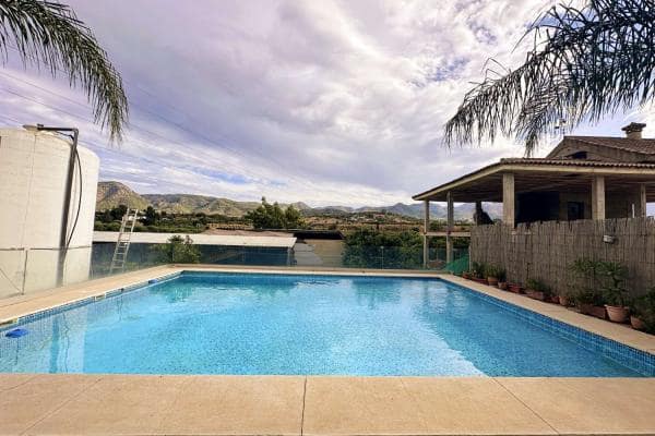 3 quarto Bungalow para arrendar em Alhaurin de la Torre com piscina - 1 500 € (Ref: 10113532)
