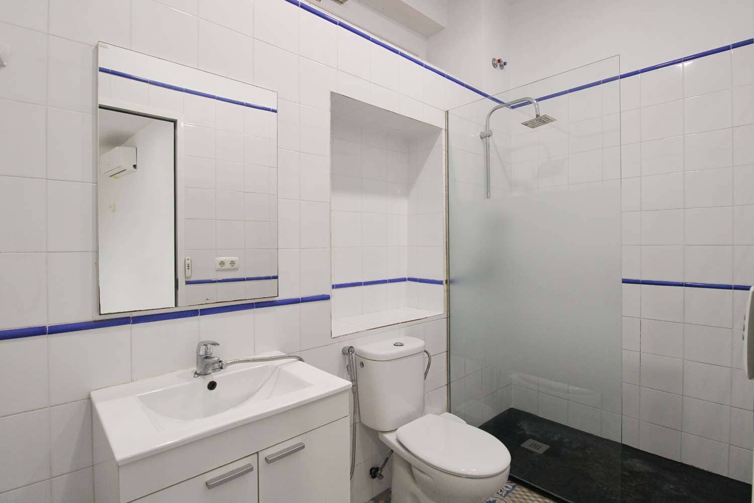 3 quarto Bungalow para arrendar em Alhaurin de la Torre com piscina - 1 500 € (Ref: 10113532)