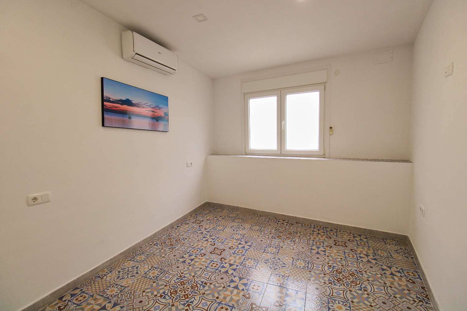 3 quarto Bungalow para arrendar em Alhaurin de la Torre com piscina - 1 500 € (Ref: 10113532)