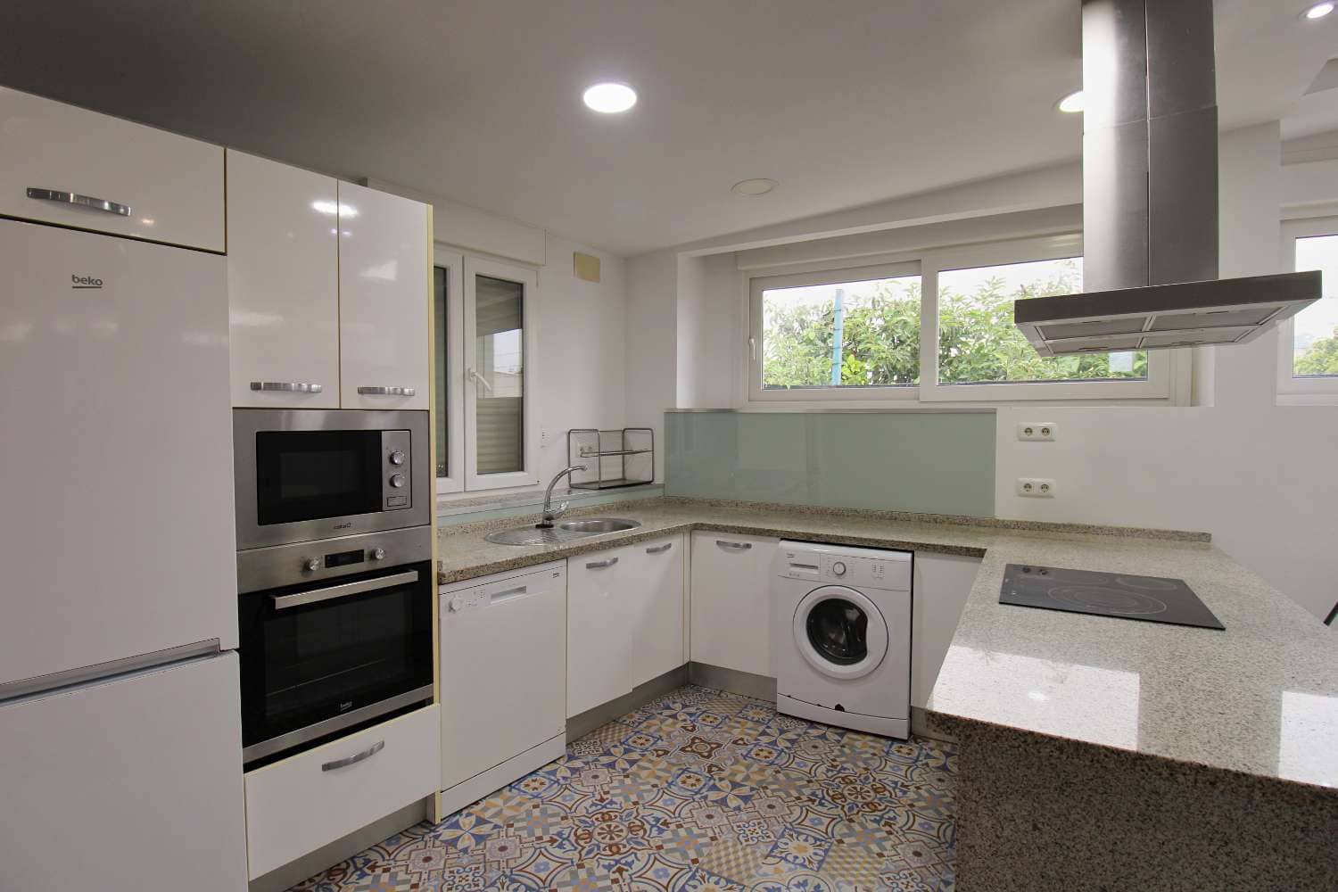 3 quarto Bungalow para arrendar em Alhaurin de la Torre com piscina - 1 500 € (Ref: 10113532)