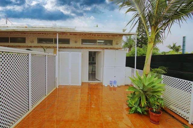 3 quarto Bungalow para arrendar em Alhaurín de la Torre com piscina - 1 500 € (Ref: 10113532)