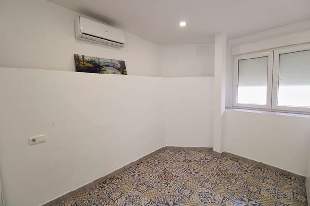 3 quarto Bungalow para arrendar em Alhaurín de la Torre com piscina - 1 500 € (Ref: 10113532)