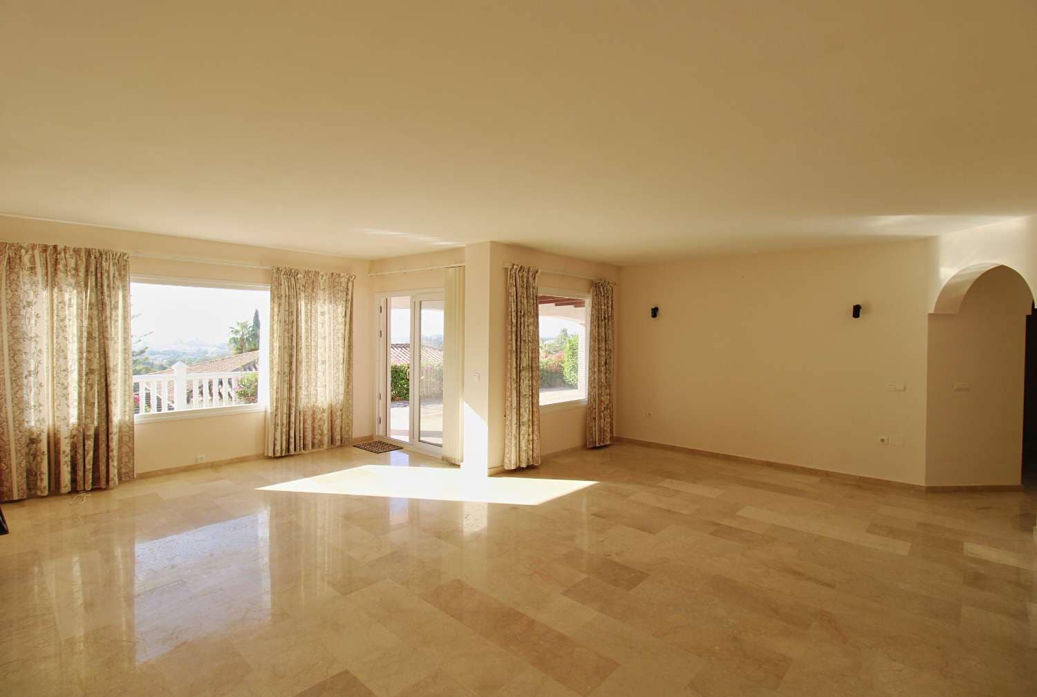3 Zimmer Villa zu verkaufen in Mijas mit Pool Garage - 900.000 € (Ref: 10118709)
