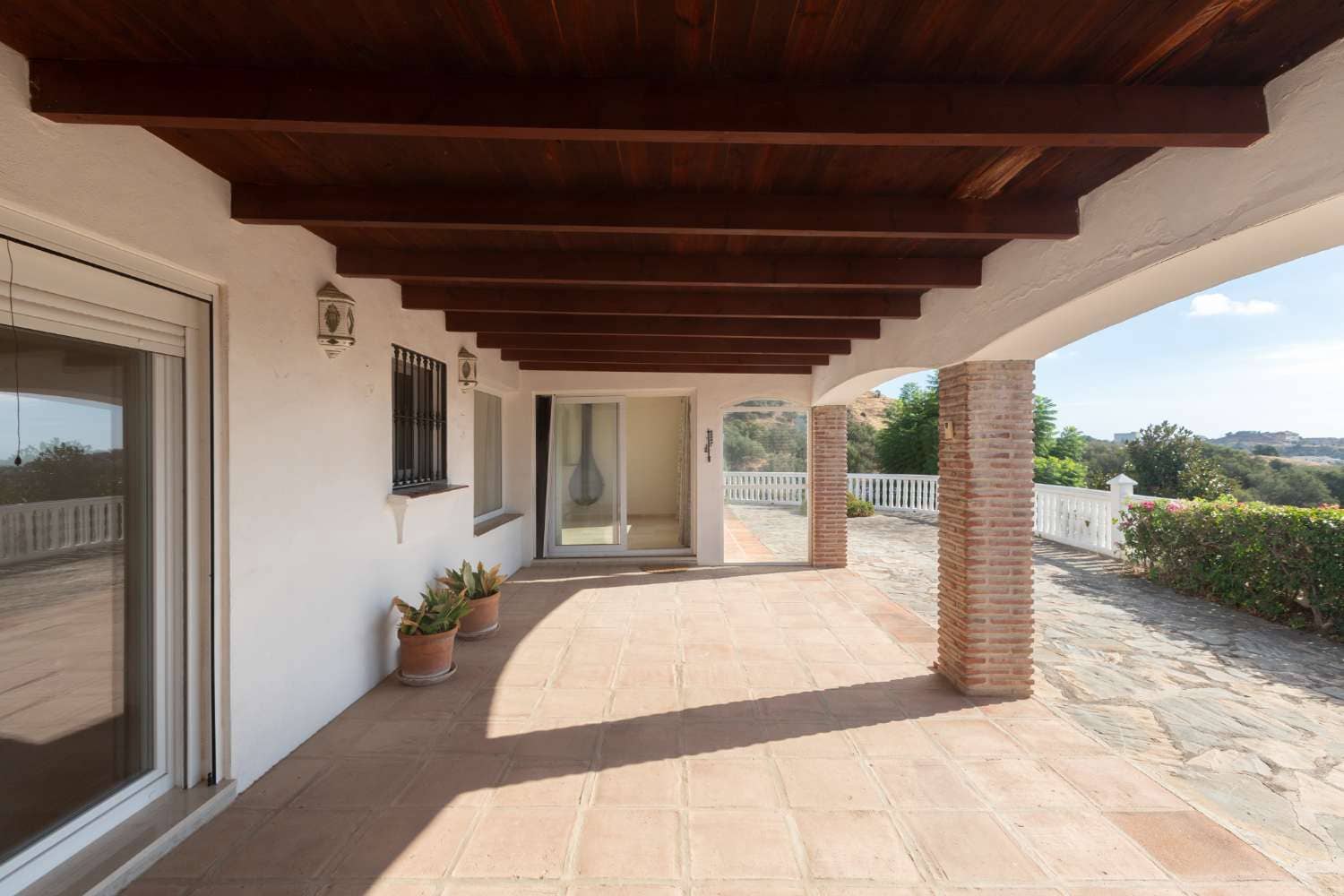 3 bedroom Villa for sale in Mijas with pool garage - € 900,000 (Ref: 10118709)