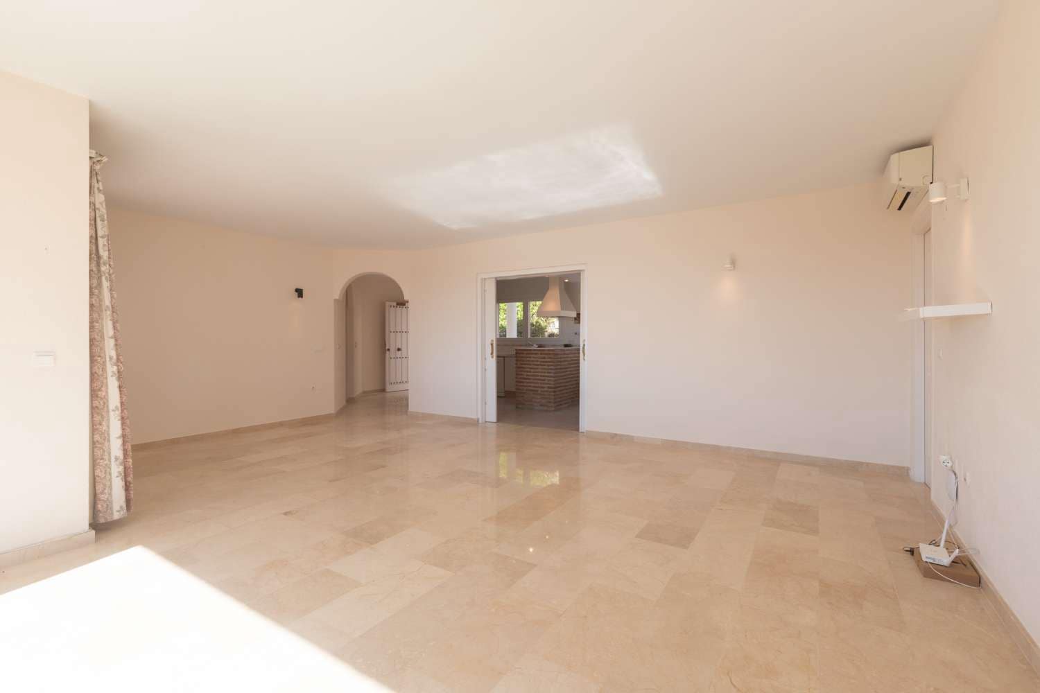 3 bedroom Villa for sale in Mijas with pool garage - € 900,000 (Ref: 10118709)